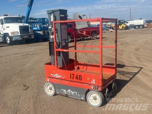 SkyJack SJ16 Вертикальные мачтовые подъемники