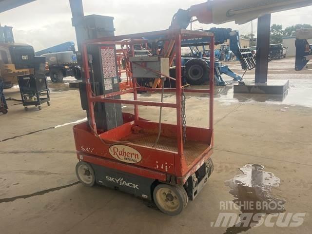 SkyJack SJ16 Вертикальные мачтовые подъемники