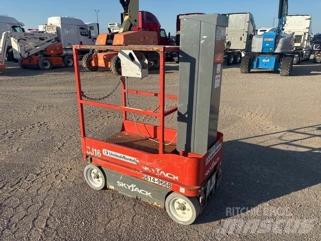 SkyJack SJ16 Вертикальные мачтовые подъемники