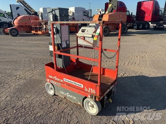 SkyJack SJ16 Вертикальные мачтовые подъемники