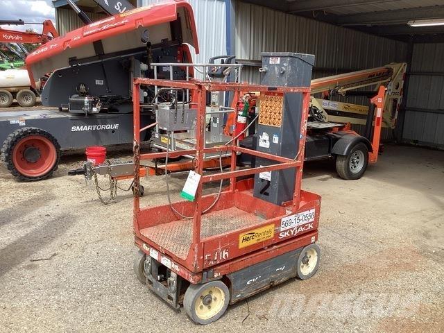 SkyJack SJ16 Вертикальные мачтовые подъемники