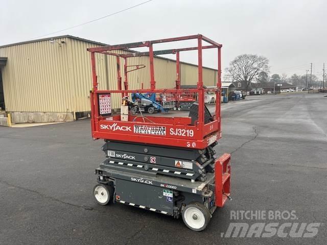 SkyJack SJ3219 Ножничные подъемники
