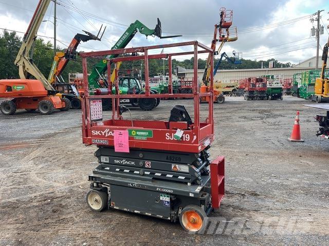 SkyJack SJ3219 Ножничные подъемники