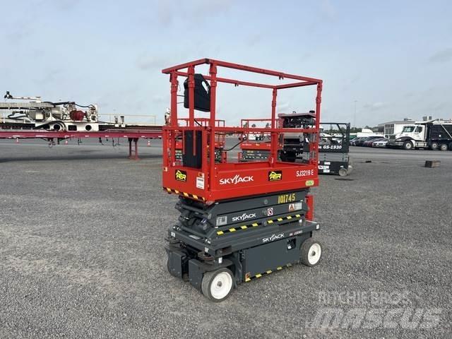 SkyJack SJ3219 Ножничные подъемники