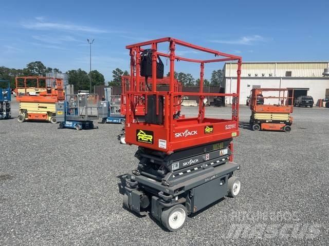 SkyJack SJ3219 Ножничные подъемники