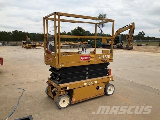 SkyJack SJ3219 Ножничные подъемники