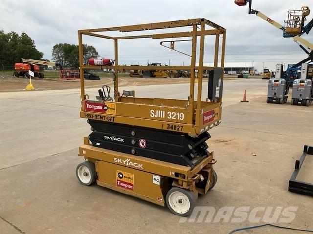SkyJack SJ3219 Ножничные подъемники