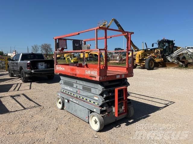 SkyJack SJ4632 Ножничные подъемники