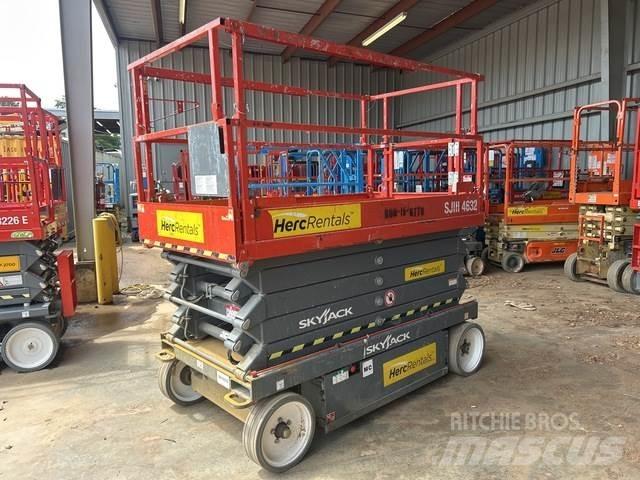 SkyJack SJ4632 Ножничные подъемники