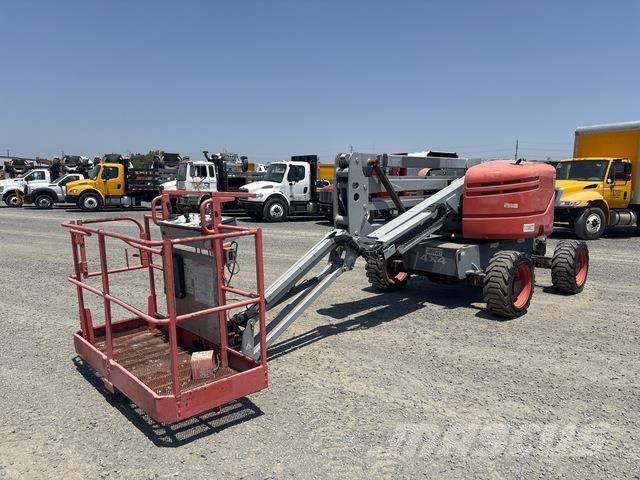 SkyJack SJ46AJ Коленчатые подъемники