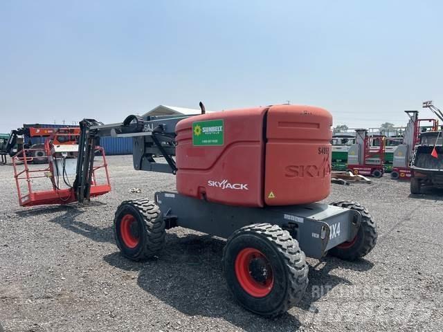 SkyJack SJ46AJ Коленчатые подъемники