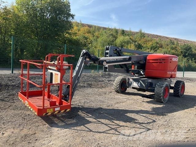 SkyJack SJ51AJ Коленчатые подъемники