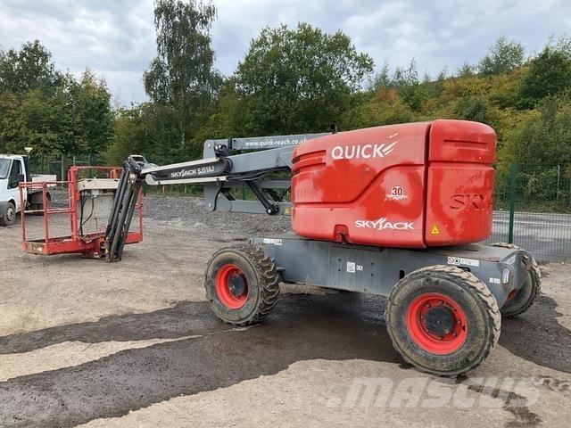 SkyJack SJ51AJ Коленчатые подъемники