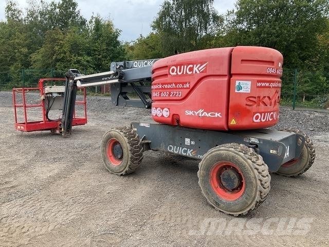 SkyJack SJ51AJ Коленчатые подъемники