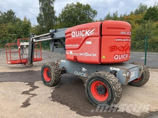SkyJack SJ51AJ Коленчатые подъемники