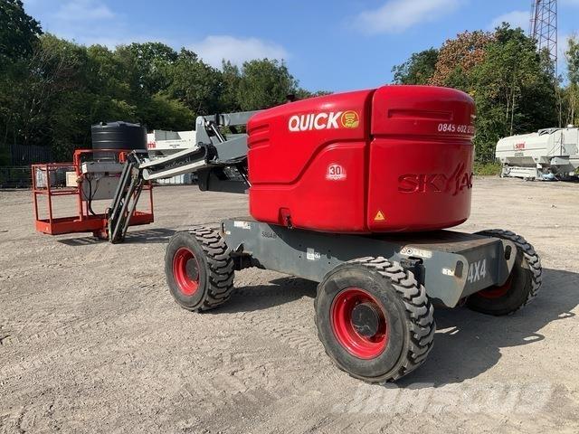 SkyJack SJ51AJ Коленчатые подъемники