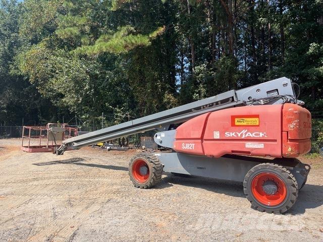 SkyJack SJ82T Телескопические подъемники