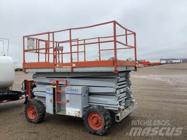 SkyJack SJ8841 Ножничные подъемники