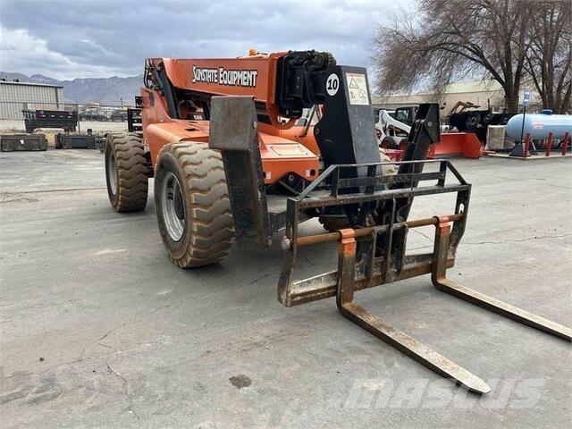 SkyTrak 10054 Телескопические погрузчики