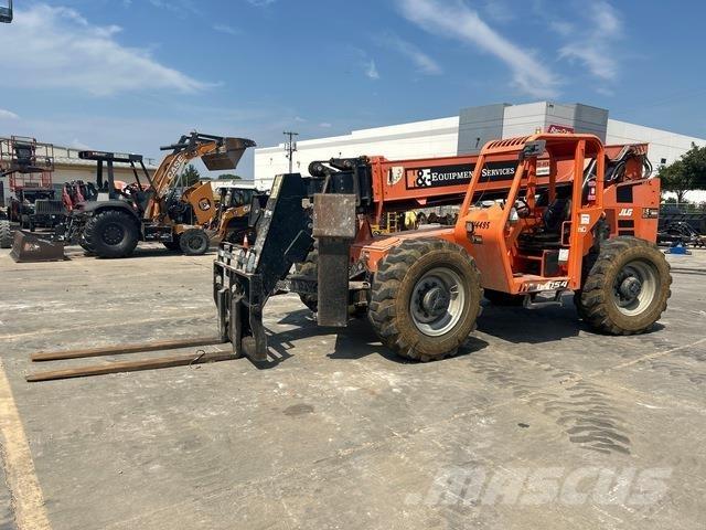 SkyTrak 10054 Телескопические погрузчики