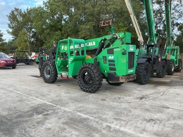SkyTrak 10054 Телескопические погрузчики