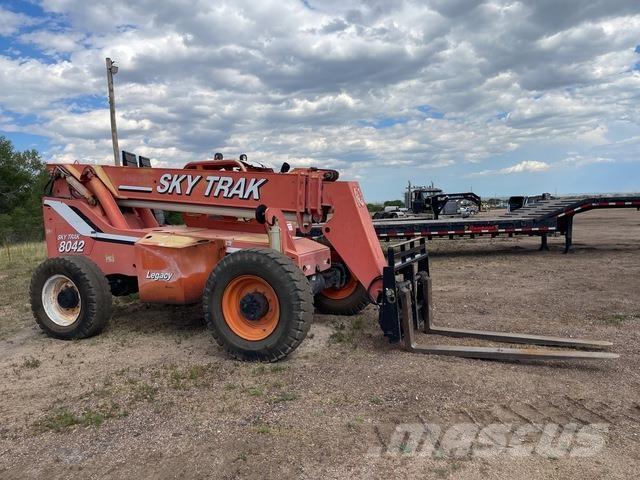 SkyTrak 8042 Телескопические погрузчики