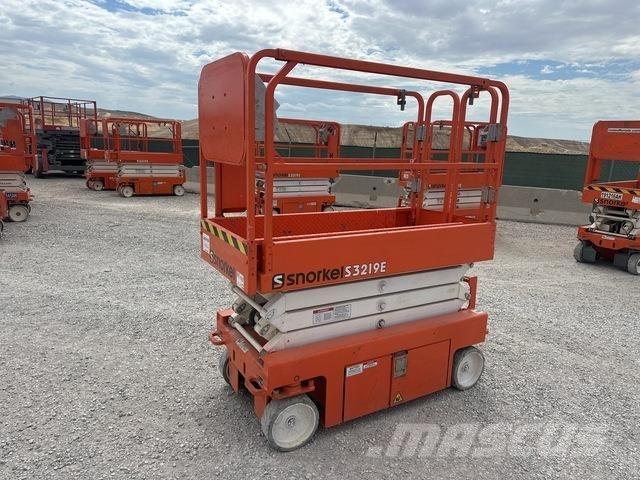 Snorkel S3219E Ножничные подъемники