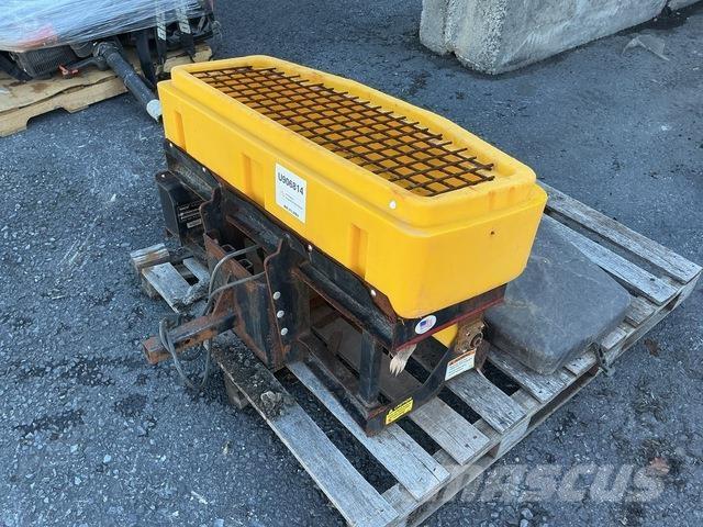 SnowEx SD-600 Пескоразбрасыватели