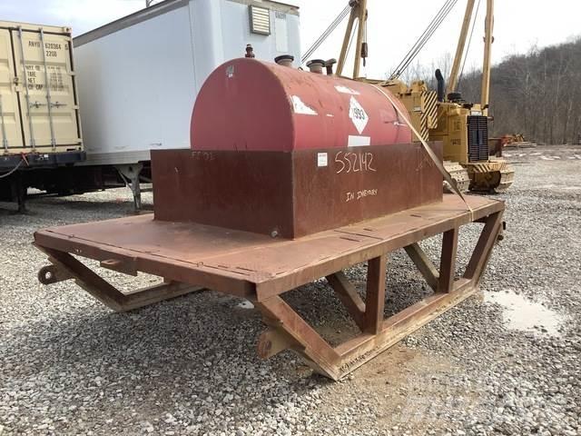  Steel 500 Gal Прицепы-цистерны