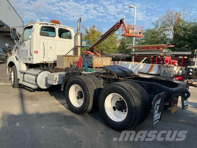 Sterling  Седельные тягачи