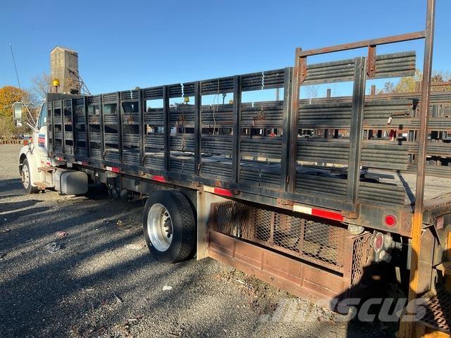 Sterling A6500 Грузовики-платформы/боковая разгрузка