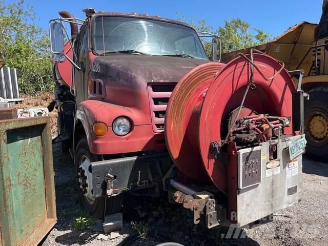 Sterling L7500 Ассенизаторские машины