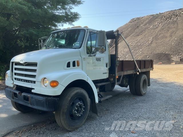 Sterling L7500 Грузовики-Самосвалы