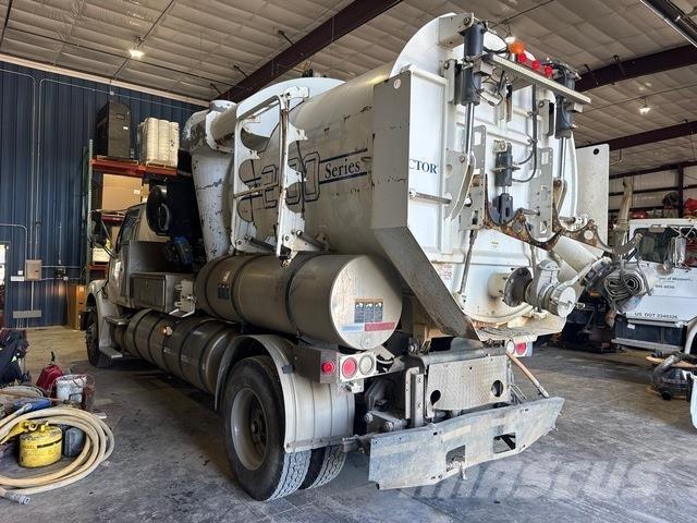 Sterling L7500 Ассенизаторские машины
