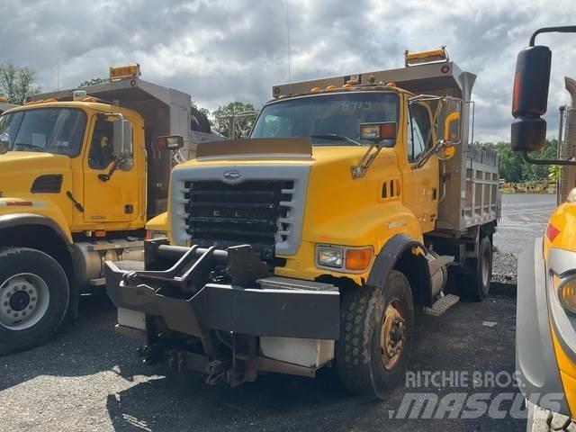 Sterling L8500 Снежные отвалы и плуги