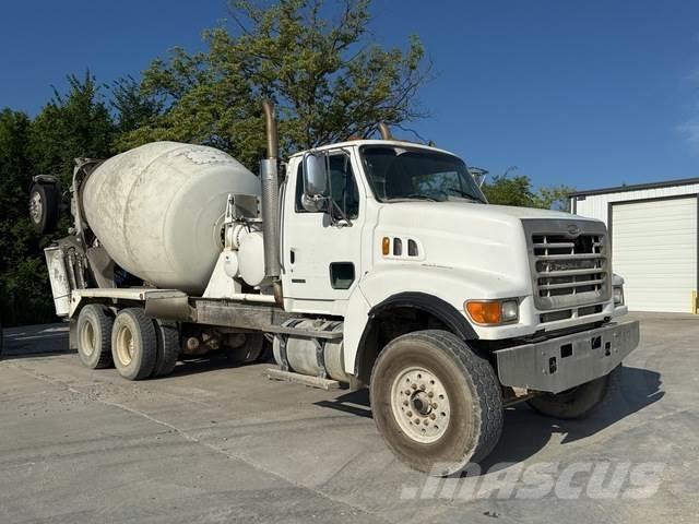 Sterling L9500 Специальные грузовики