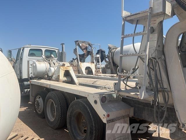 Sterling L9500 Специальные грузовики