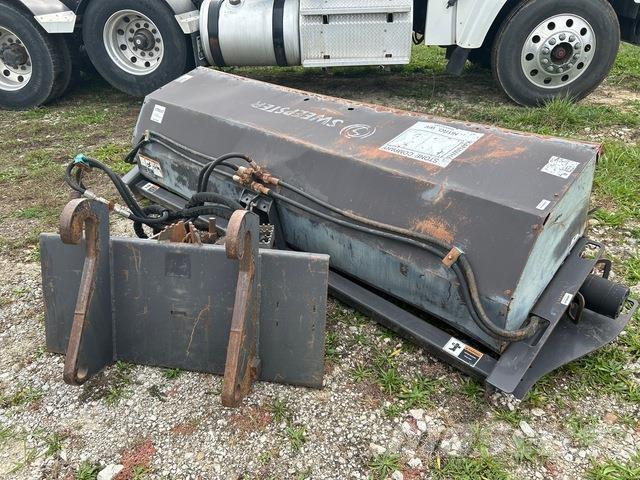 Sweepster  Навесные щетки