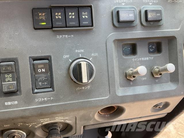 Tadano TR600N Автокраны вездеходы