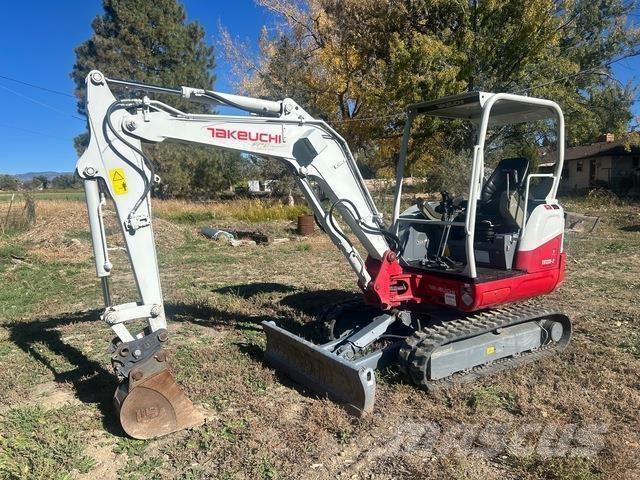 Takeuchi TB235 Гусеничные экскаваторы