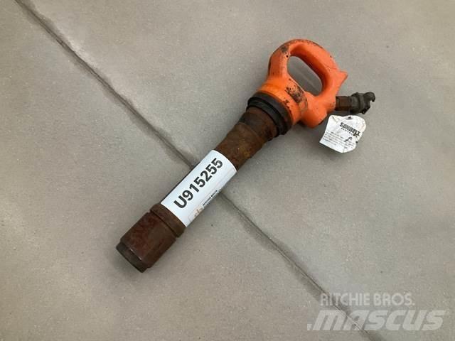  Tamco RB133 Строительная техника - Другие