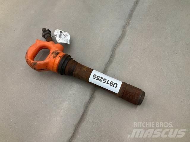  Tamco RB133 Строительная техника - Другие