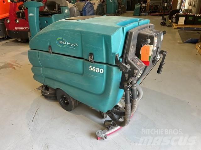Tennant 5680 Поломоечные машины