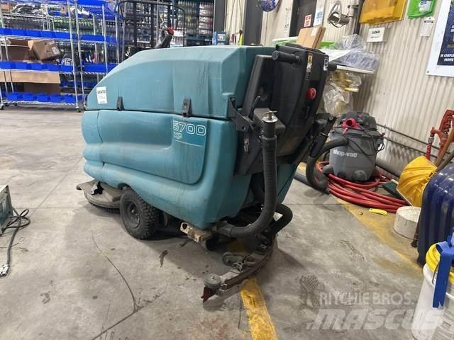 Tennant 5700XP Поломоечные машины