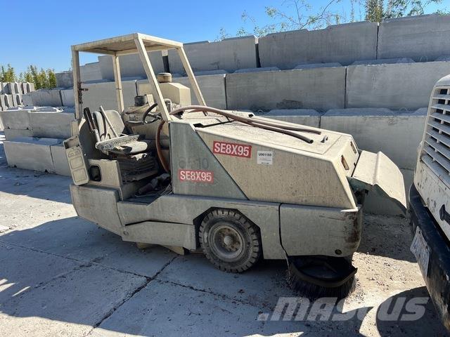 Tennant 800 Внутренние подметальные машины