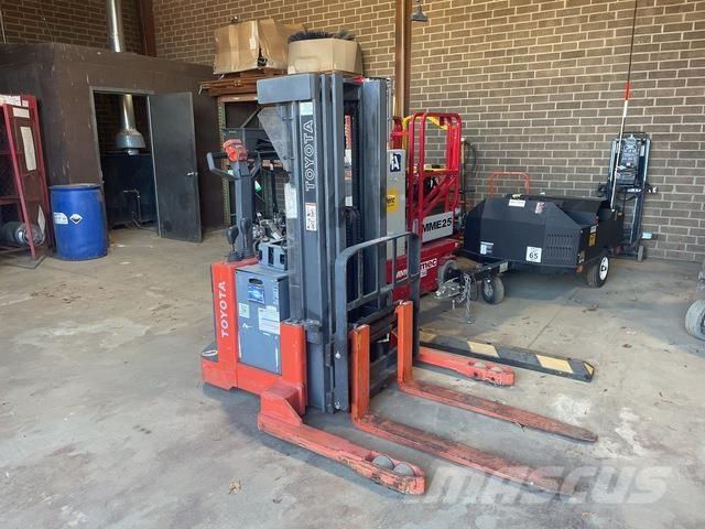 Toyota 6BWS20 Самоходные электроштабелёры