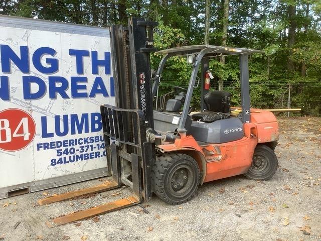 Toyota 7DFU35 Другие складские механизмы