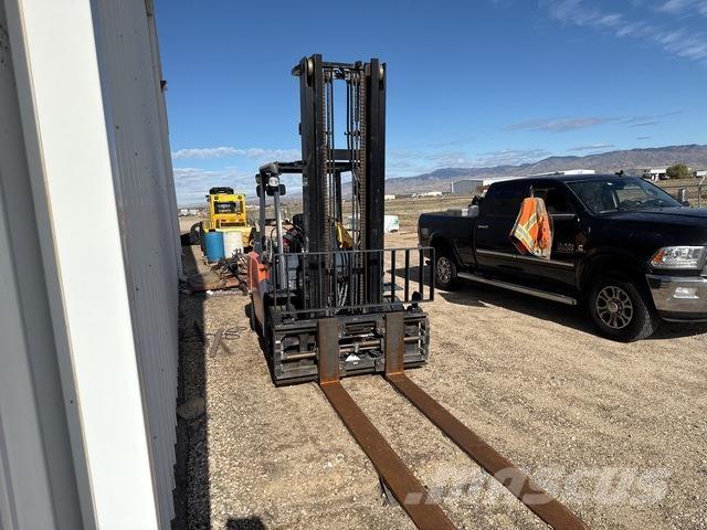 Toyota 8FD45U Другие складские механизмы