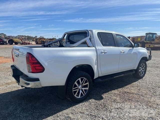 Toyota HiLux Прочие фургоны