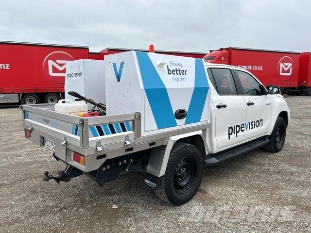 Toyota HiLux Прочие фургоны
